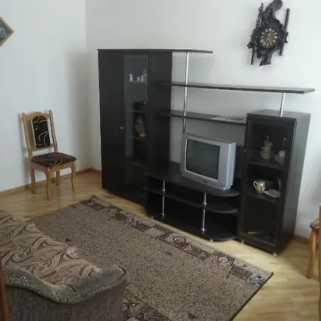 двохповерховий будинок з двома апартаментами Appartement Trouskavets