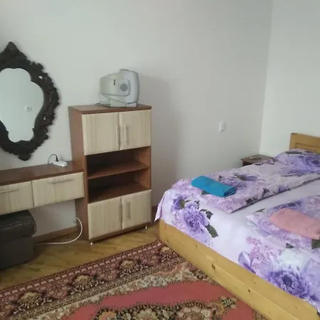 Appartement двохповерховий будинок з двома апартаментами *