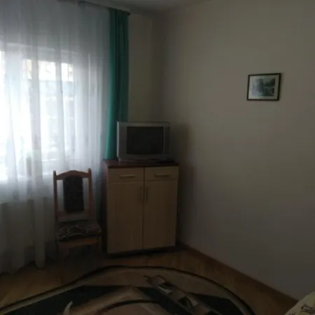 двохповерховий будинок з двома апартаментами Apartment Truskavets